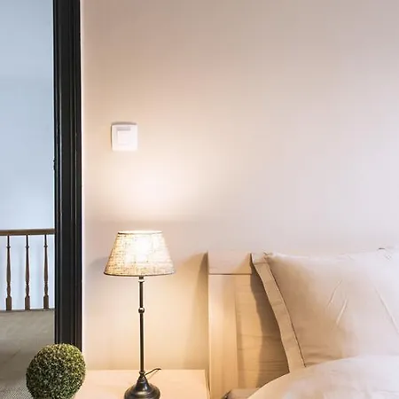 Well Thirteen By Romy&Travis Homestay Bruges